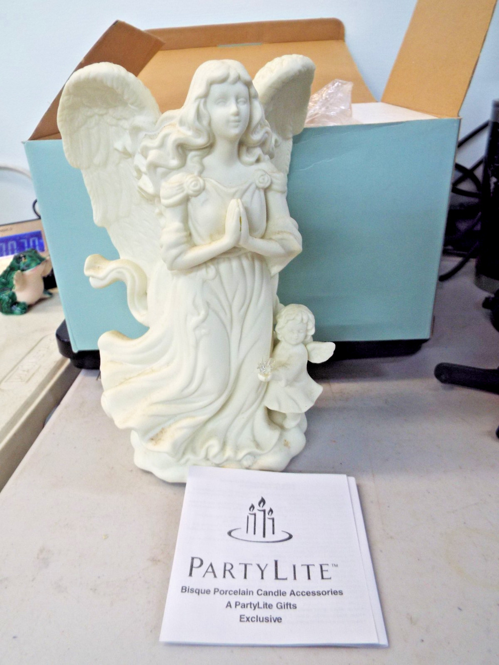 Vintage "PartyLite "Angel of Hope" P7638 Bisque Porcelain with box